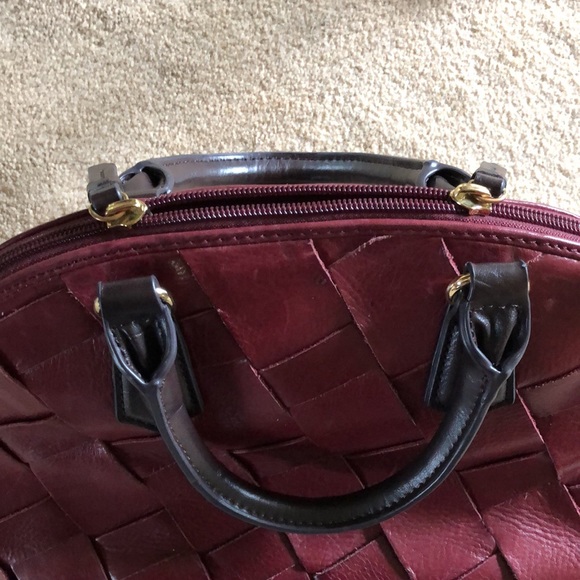 Tignanello satchel bag front weave leather wide zip open, red - Picture 6 of 6